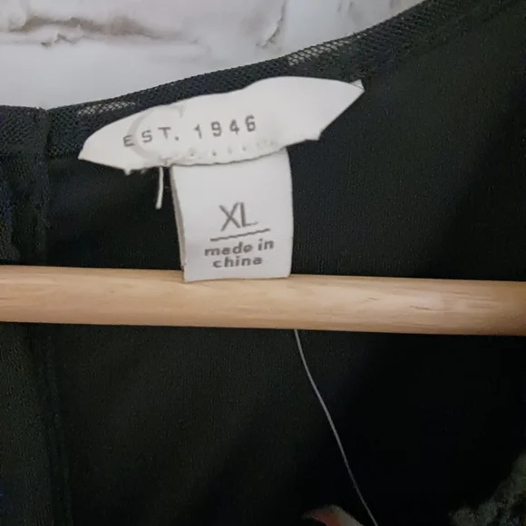 Cato • Women's Black Sheer Crochet Lace Bell Sleeve Peasant Blouse - Picture 10 of 16